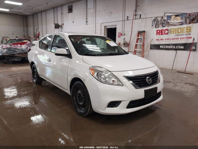 45804696 :رقم المزاد ، 3N1CN7AP5DL855436 vin ، 2013 Nissan Versa 1.6 Sv مزاد بيع