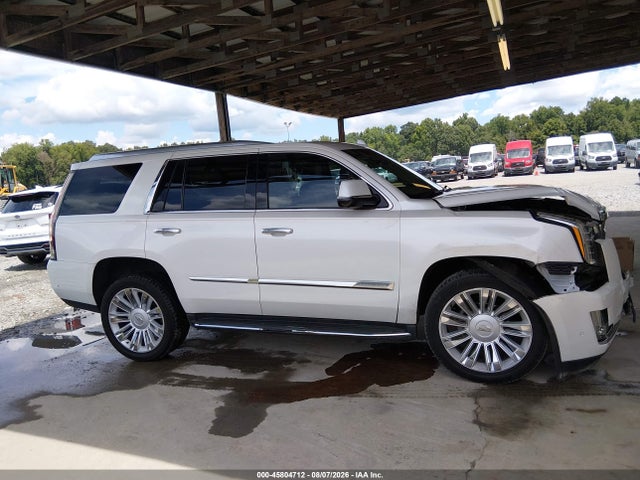45804712 :رقم المزاد ، 1GYS3BKJ9HR349466 vin ، 2017 Cadillac Escalade Luxury مزاد بيع