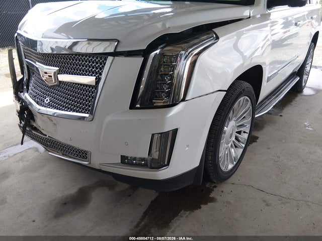 45804712 :رقم المزاد ، 1GYS3BKJ9HR349466 vin ، 2017 Cadillac Escalade Luxury مزاد بيع