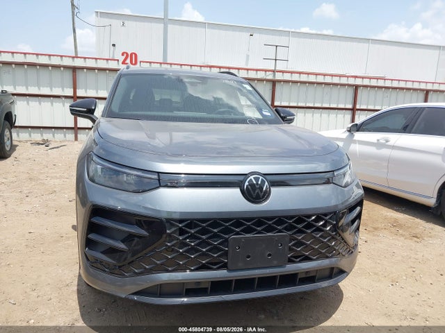 2026 Volkswagen Tiguan Se R-line Black მანქანა იყიდება აუქციონზე, vin: 3VVHR7RMXTM100004, აუქციონის ნომერი: 45804739