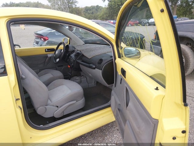 45804767 :رقم المزاد ، 3VWBK21C93M443124 vin ، 2003 Volkswagen New Beetle Gl مزاد بيع