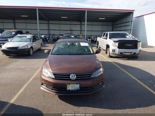 45804819 :رقم المزاد ، 3VWL17AJ7HM217349 vin ، 2017 Volkswagen Jetta 1.8t Sel مزاد بيع