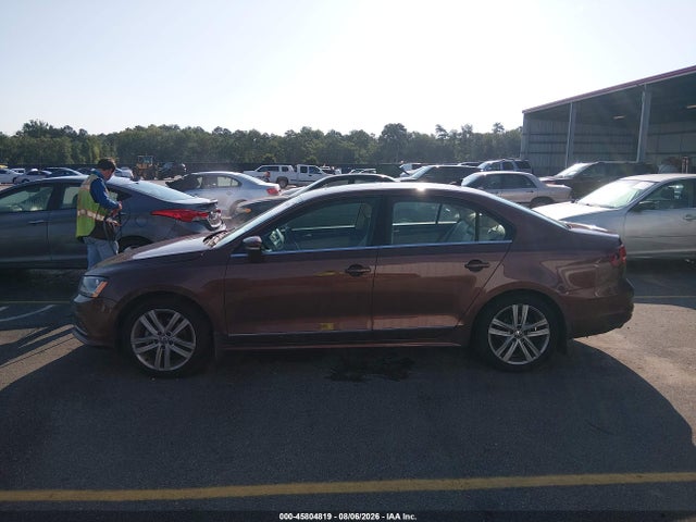 45804819 :رقم المزاد ، 3VWL17AJ7HM217349 vin ، 2017 Volkswagen Jetta 1.8t Sel مزاد بيع