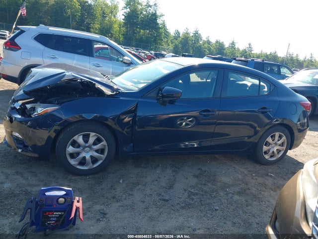 JM1BM1T79G1292067 Mazda Mazda3 I Sport