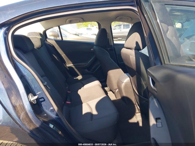 JM1BM1T79G1292067 Mazda Mazda3 I Sport