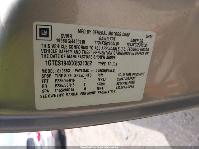 45804835 :رقم المزاد ، 1GTCS194XX8531382 vin ، 1999 Gmc Sonoma Sls مزاد بيع