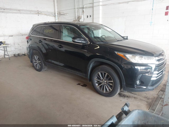 Auction sale of the 2019 Toyota Highlander Xle, vin: 5TDJZRFH8KS951350, lot number: 45804851