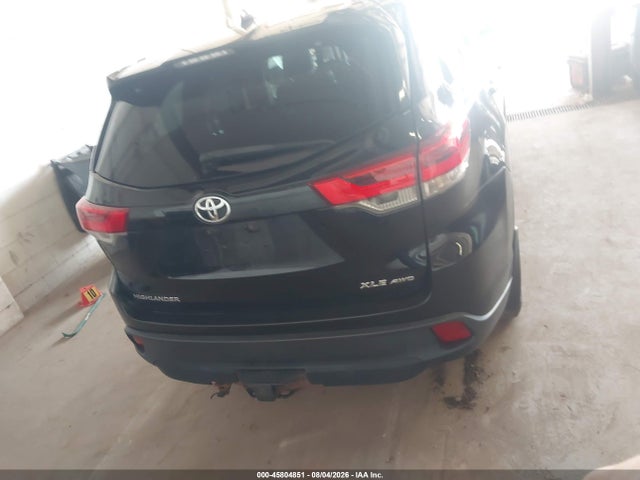 45804851 :رقم المزاد ، 5TDJZRFH8KS951350 vin ، 2019 Toyota Highlander Xle مزاد بيع
