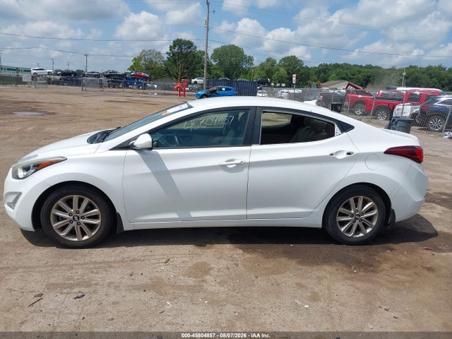 2016 Hyundai Elantra Se მანქანა იყიდება აუქციონზე, vin: 5NPDH4AE0GH681785, აუქციონის ნომერი: 45804857