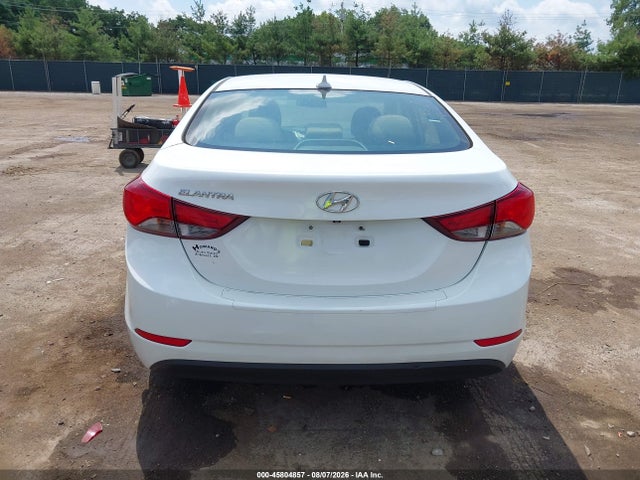 2016 Hyundai Elantra Se მანქანა იყიდება აუქციონზე, vin: 5NPDH4AE0GH681785, აუქციონის ნომერი: 45804857