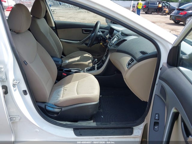 2016 Hyundai Elantra Se მანქანა იყიდება აუქციონზე, vin: 5NPDH4AE0GH681785, აუქციონის ნომერი: 45804857