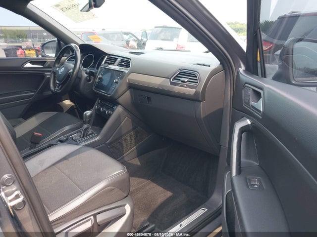 2021 Volkswagen Tiguan 2.0t Se/2.0t Se R-line Black/2.0t Sel მანქანა იყიდება აუქციონზე, vin: 3VV2B7AX5MM159995, აუქციონის ნომერი: 45804878