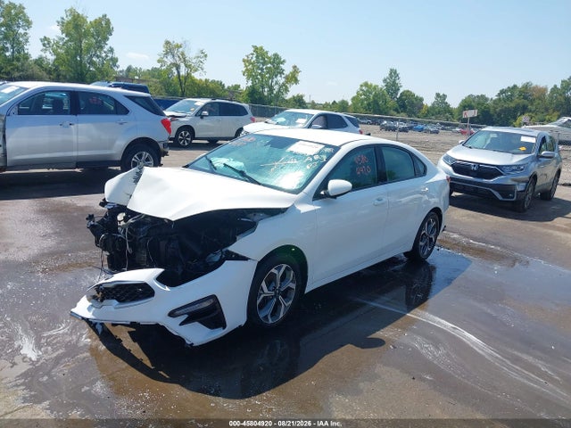 2020 Kia Forte Lxs მანქანა იყიდება აუქციონზე, vin: 3KPF24AD6LE143589, აუქციონის ნომერი: 45804920