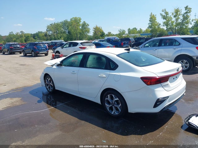 2020 Kia Forte Lxs მანქანა იყიდება აუქციონზე, vin: 3KPF24AD6LE143589, აუქციონის ნომერი: 45804920