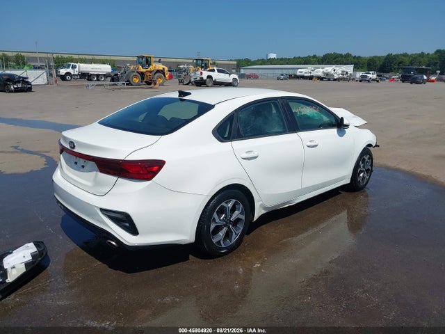 2020 Kia Forte Lxs მანქანა იყიდება აუქციონზე, vin: 3KPF24AD6LE143589, აუქციონის ნომერი: 45804920