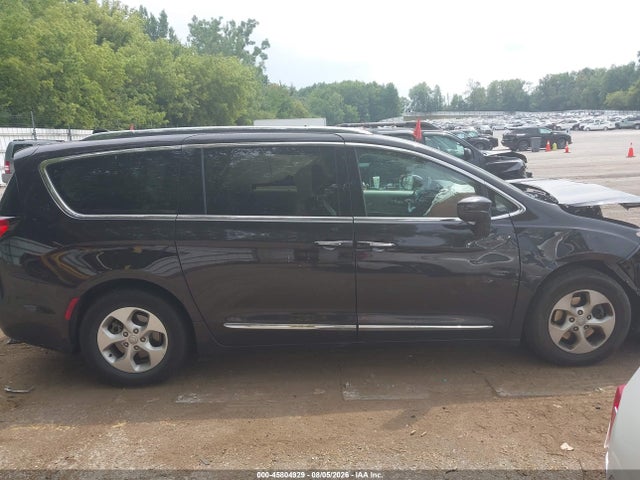 Aukcja sprzedaży 2017 Chrysler Pacifica Touring-l Plus, vin: 2C4RC1EG5HR706196, numer aukcji: 45804929