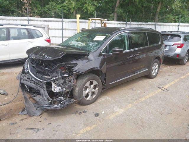 Aukcja sprzedaży 2017 Chrysler Pacifica Touring-l Plus, vin: 2C4RC1EG5HR706196, numer aukcji: 45804929