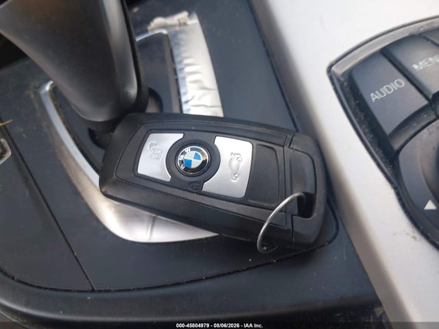 45804979 :رقم المزاد ، WBA3B1C55FK140205 vin ، 2015 Bmw 320i مزاد بيع