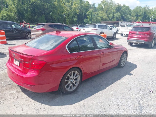 45804979 :رقم المزاد ، WBA3B1C55FK140205 vin ، 2015 Bmw 320i مزاد بيع