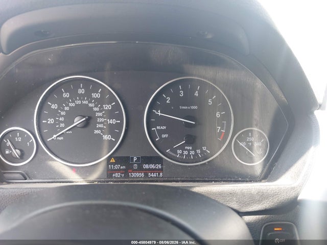 45804979 :رقم المزاد ، WBA3B1C55FK140205 vin ، 2015 Bmw 320i مزاد بيع