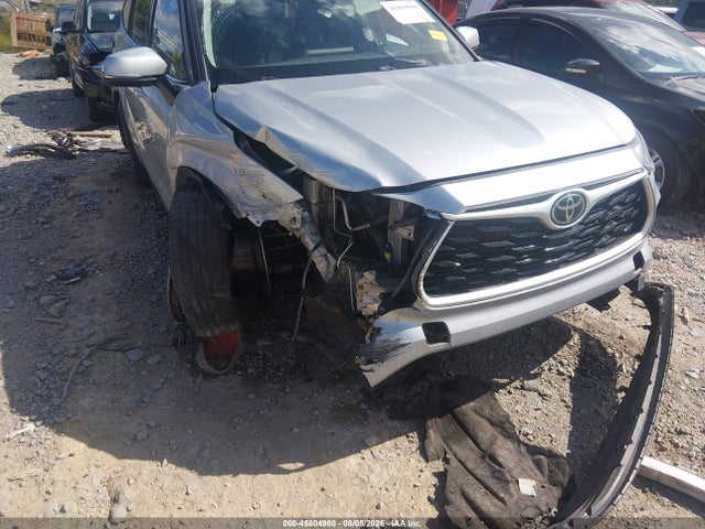 Продажа на аукционе авто 2022 Toyota Highlander Xle, vin: 5TDGZRBHXNS575402, номер лота: 45804980