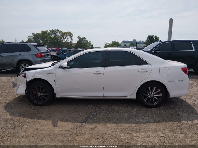 2014 Toyota Camry Hybrid Xle მანქანა იყიდება აუქციონზე, vin: 4T1BD1FK1EU105735, აუქციონის ნომერი: 45805004