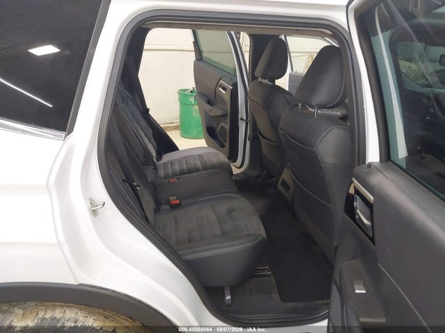 Продажа на аукционе авто 2022 Mitsubishi Outlander Black Edition S-awc/se 2.5 S-awc/se Launch Edition S-awc, vin: JA4J4UA80NZ083771, номер лота: 45805064