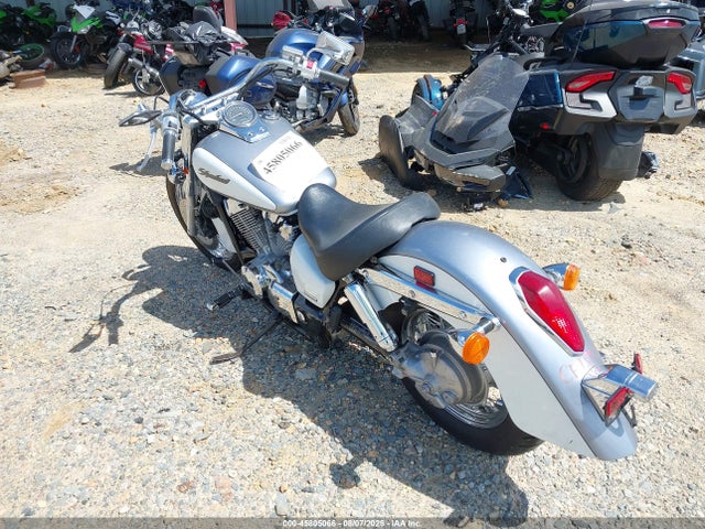 45805066 :رقم المزاد ، JH2RC50496M204495 vin ، 2006 Honda Vt750 Ca مزاد بيع