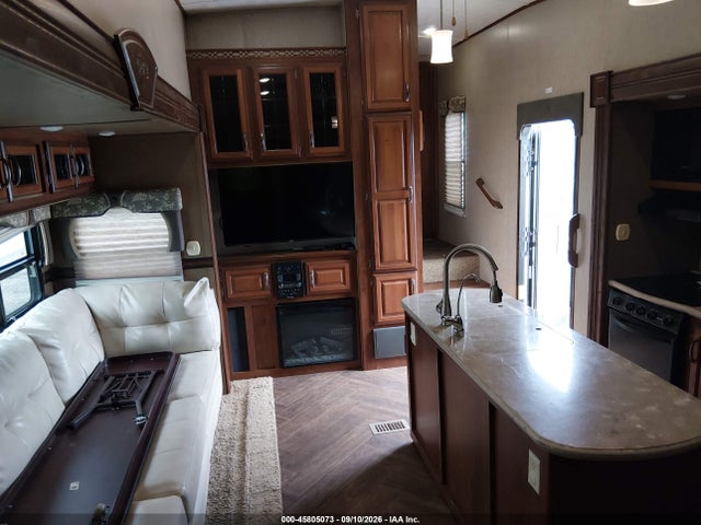 Продаж на аукціоні авто 2014 Palomino F 330qbts, vin: 4X4FSRL23E3009474, номер лоту: 45805073