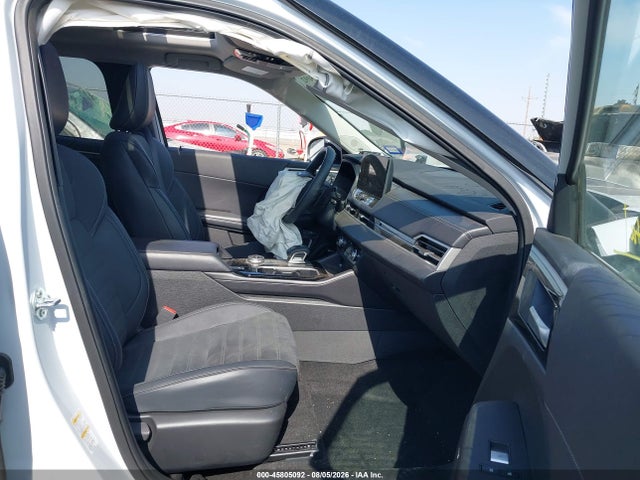 2026 Mitsubishi Outlander Le 2.5 S-awc/ralliart 2.5 S-awc/se 2.5 S-awc/trail Edition 2.5 S-awc მანქანა იყიდება აუქციონზე, vin: JA4J4VAB0TZ027392, აუქციონის ნომერი: 45805092