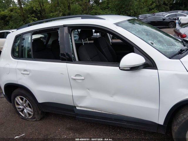 Aukcja sprzedaży 2015 Volkswagen Tiguan S, vin: WVGBV7AX9FW560258, numer aukcji: 45805151