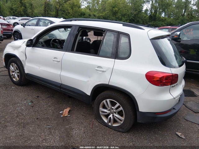 Aukcja sprzedaży 2015 Volkswagen Tiguan S, vin: WVGBV7AX9FW560258, numer aukcji: 45805151