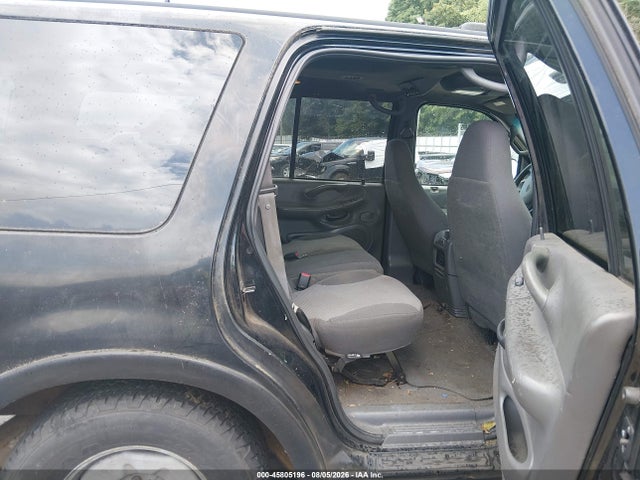 Продажа на аукционе авто 2001 Ford Expedition Xlt, vin: 1FMRU15L61LB17890, номер лота: 45805196