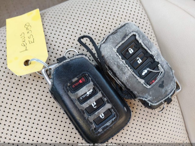 45805199 :رقم المزاد ، JTHBK1GG1E2147823 vin ، 2014 Lexus Es 350 مزاد بيع