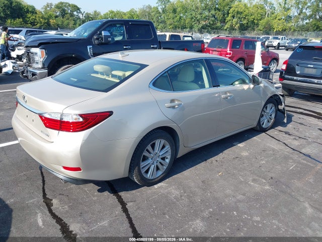 45805199 :رقم المزاد ، JTHBK1GG1E2147823 vin ، 2014 Lexus Es 350 مزاد بيع
