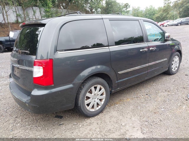 45805233 :رقم المزاد ، 2A4RR8DG0BR760158 vin ، 2011 Chrysler Town & Country Touring-l مزاد بيع