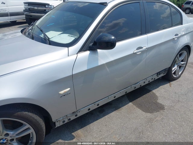 45805243 :رقم المزاد ، WBAPK5G54BNN30093 vin ، 2011 Bmw 328i Xdrive مزاد بيع