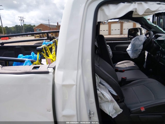 45805292 :رقم المزاد ، 3C6MR5AJ8RG193381 vin ، 2024 Ram 2500 Tradesman مزاد بيع
