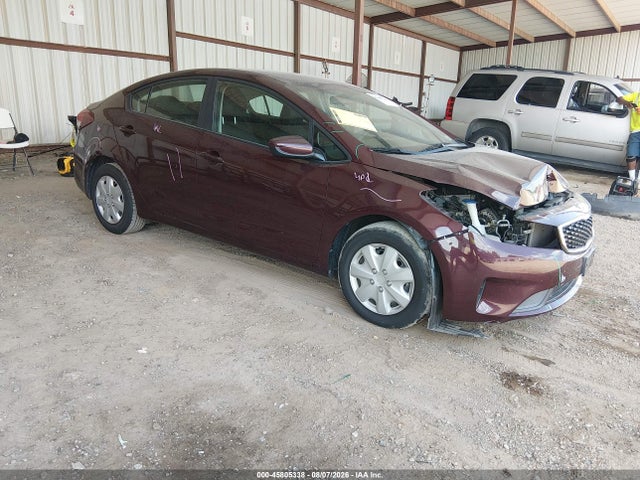 45805338 :رقم المزاد ، 3KPFK4A75JE260409 vin ، 2018 Kia Forte Lx مزاد بيع