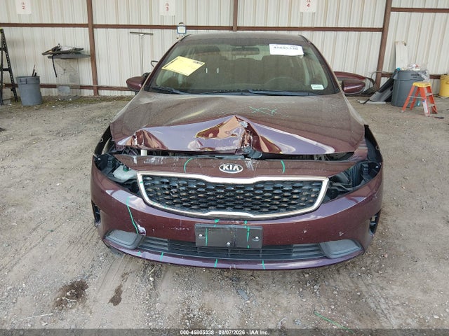 2018 Kia Forte Lx მანქანა იყიდება აუქციონზე, vin: 3KPFK4A75JE260409, აუქციონის ნომერი: 45805338