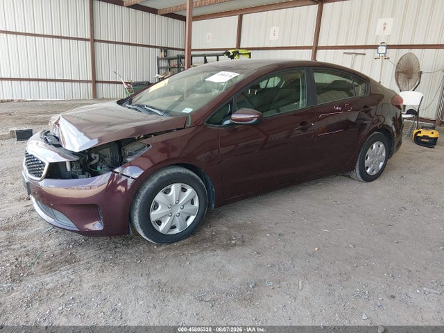 2018 Kia Forte Lx მანქანა იყიდება აუქციონზე, vin: 3KPFK4A75JE260409, აუქციონის ნომერი: 45805338