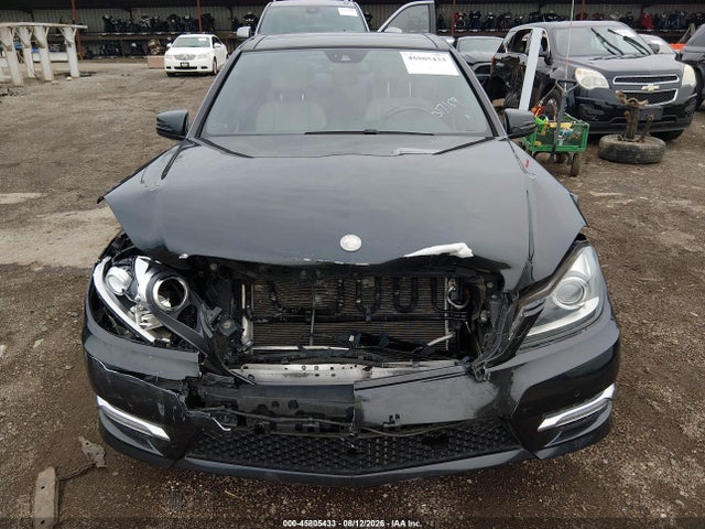 Продажа на аукционе авто 2014 Mercedes-benz C 300 Sport 4matic, vin: WDDGF8AB6ER317169, номер лота: 45805433