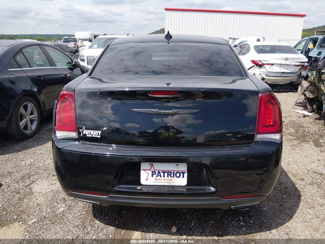 Auction sale of the 2022 Chrysler 300 Touring, vin: 2C3CCAAG5NH268409, lot number: 45805485