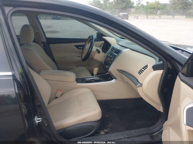 Продажа на аукционе авто 2015 Nissan Altima 2.5 Sv, vin: 1N4AL3AP3FC118484, номер лота: 45805595