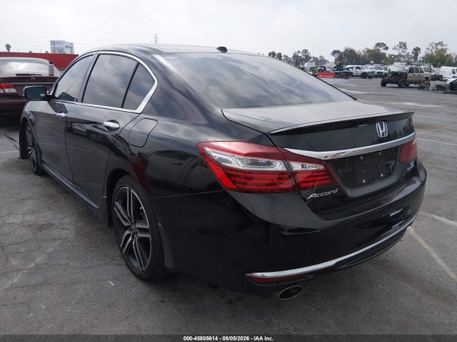 Honda Accord Touring 2016 1HGCR3F95GA031485 Image 3