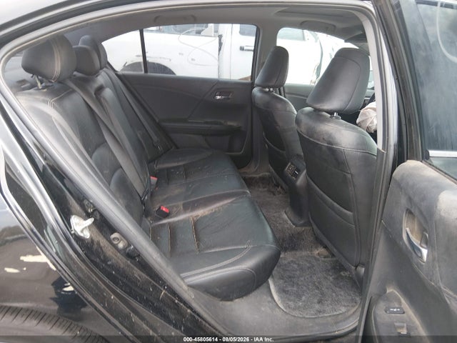 Honda Accord Touring 2016 1HGCR3F95GA031485 Image 8