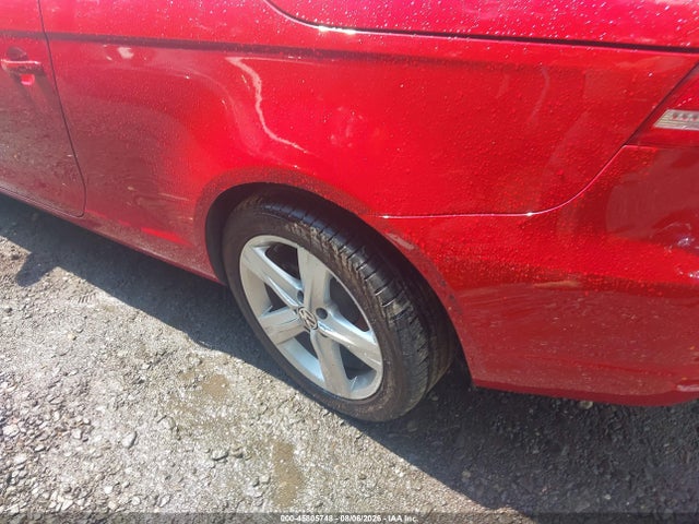 2012 Volkswagen Eos Lux მანქანა იყიდება აუქციონზე, vin: WVWFW7AH4CV003464, აუქციონის ნომერი: 45805748