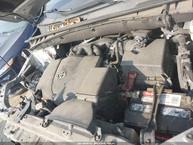 2018 Toyota Highlander Le მანქანა იყიდება აუქციონზე, vin: 5TDBZRFH8JS851526, აუქციონის ნომერი: 45805752