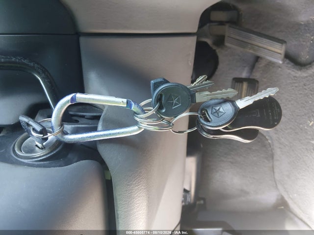 2000 Chrysler Grand Voyager Se მანქანა იყიდება აუქციონზე, vin: 1C4GJ44G0YB700076, აუქციონის ნომერი: 45805774