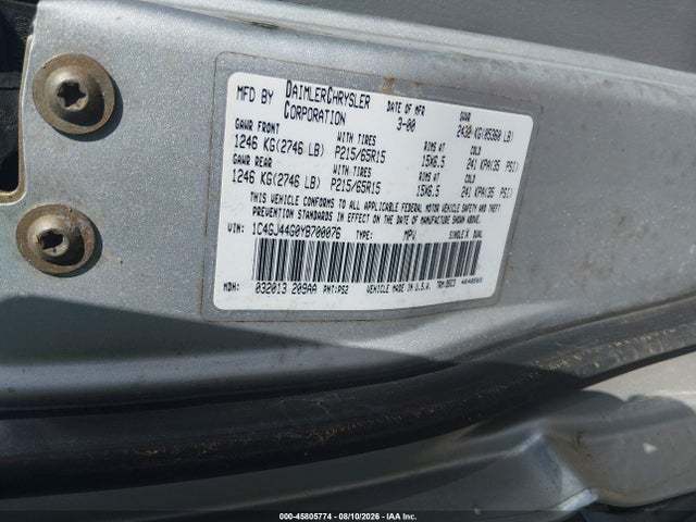 2000 Chrysler Grand Voyager Se მანქანა იყიდება აუქციონზე, vin: 1C4GJ44G0YB700076, აუქციონის ნომერი: 45805774